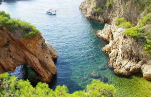 Cala Foradada con Rent Boats Costa Brava